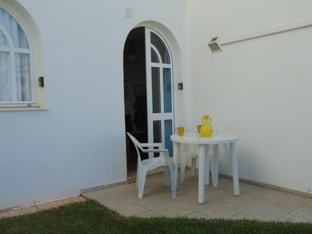 فيلا Small Cozy Flat By The Pool And By The Sea تافيرا المظهر الخارجي الصورة